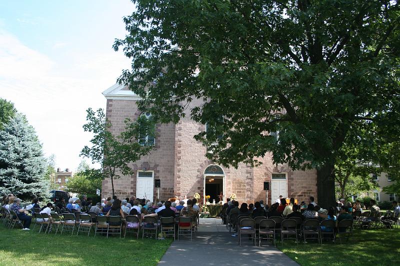 Outdoor worship 3